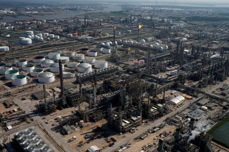 БПЛА в сфере инспекций нефтегазоперерабатывающих заводов