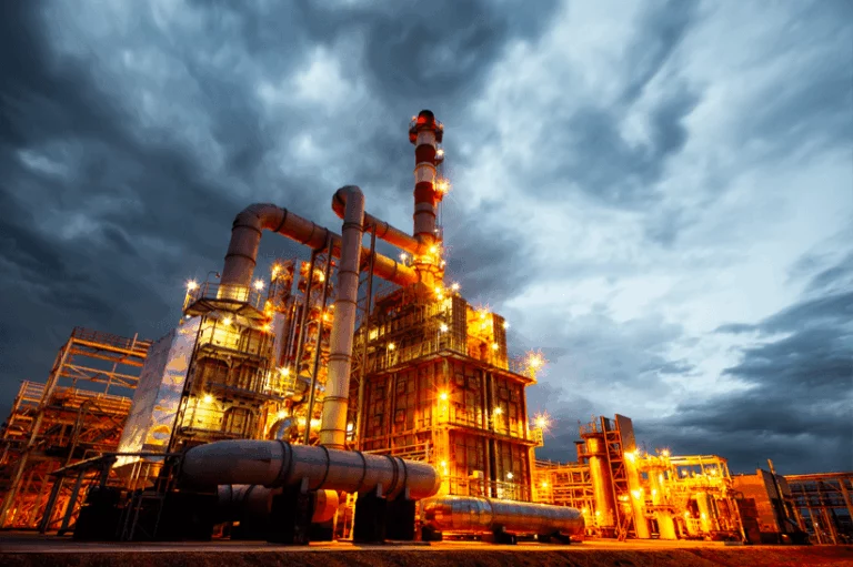 БПЛА в сфере инспекций нефтегазоперерабатывающих заводов